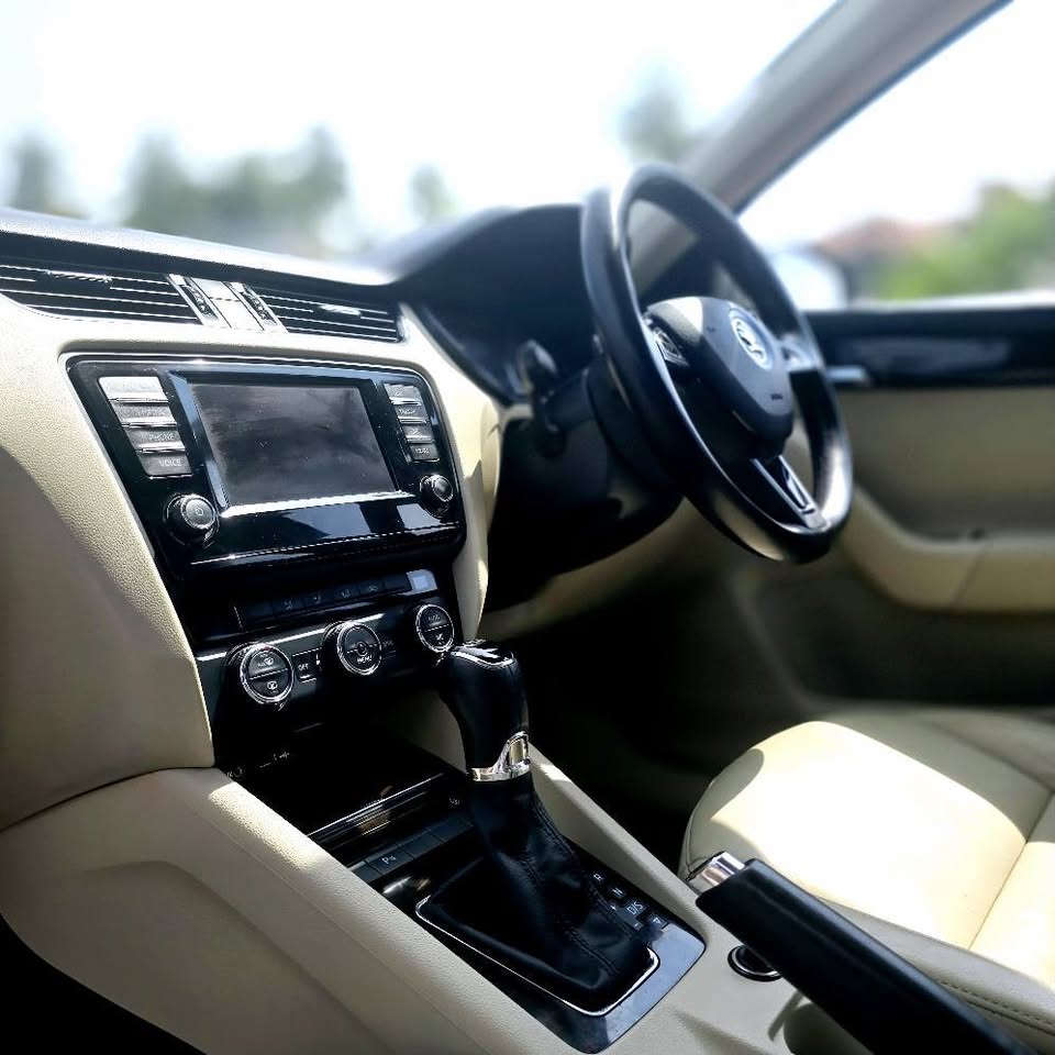 2017 Skoda Octavia 1.8 TSI Automatic Style Plus 60000 Km Single Owner for sale in Kerala India